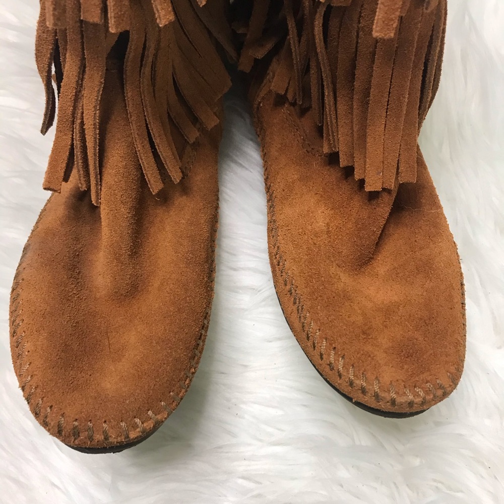 Minnetonka 3-Layer Fringe Boots Size 8 - Picture 4 of 14